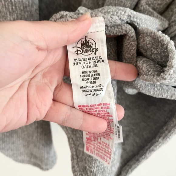 NWT Disney Minnie Mouse Christmas Holiday Metallic Knit Gray Cardigan Sweater XL - Picture 10 of 11